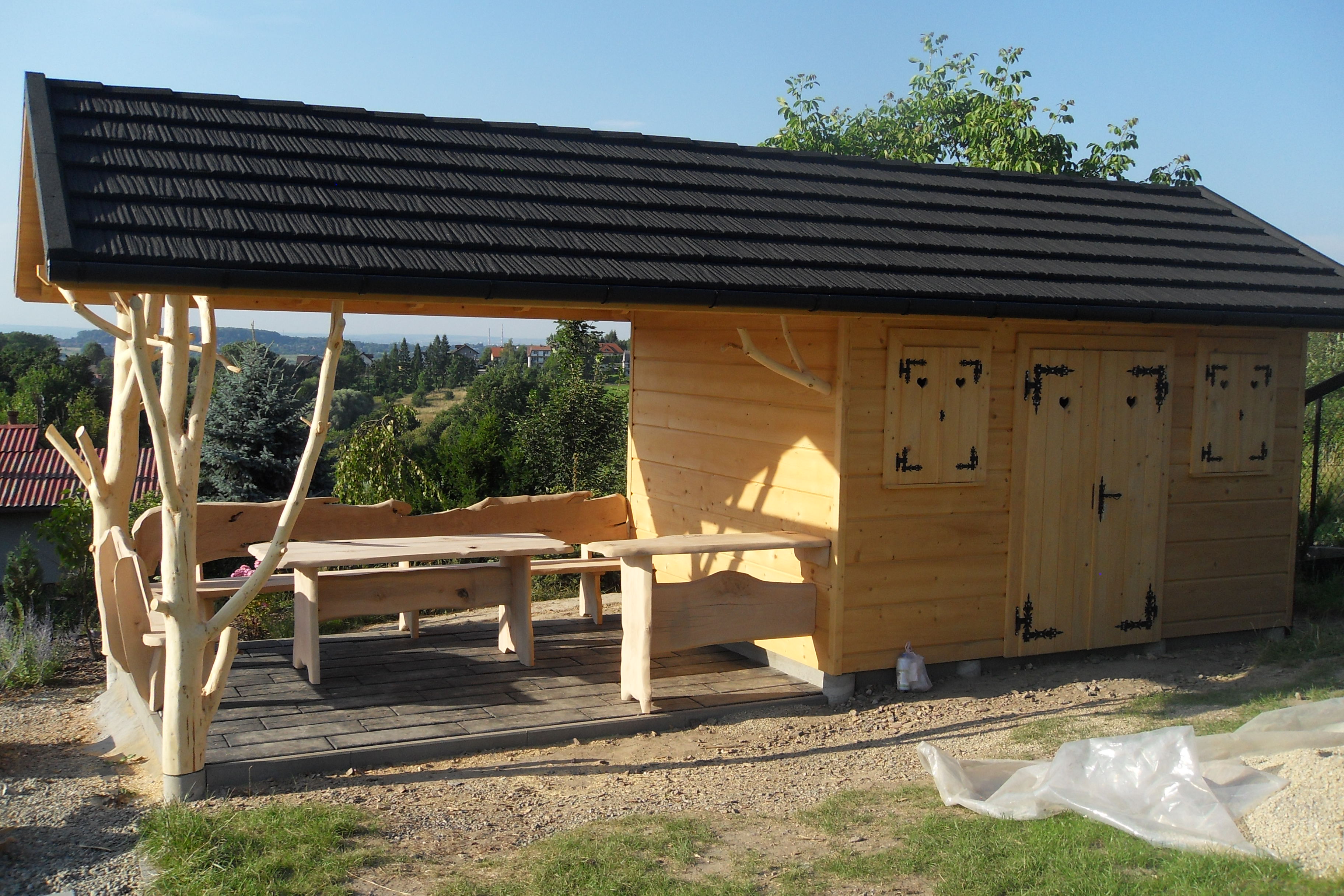 Realizacja altany ogrodowej